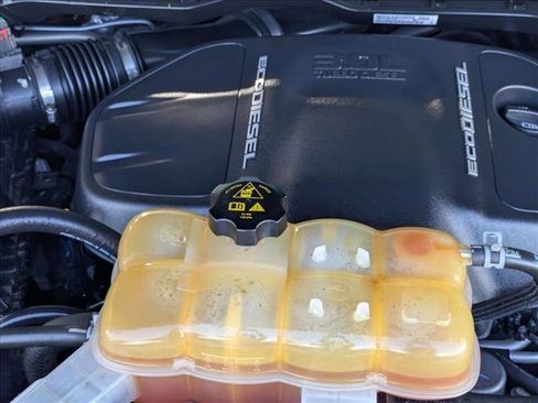 Used 2018 RAM 1500 Laramie w/ Convenience Group image 22