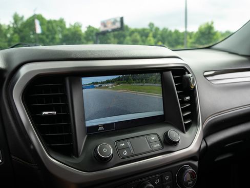 Used 2022 GMC Acadia AT4 w/ Preferred Package AWD/4WD image 26
