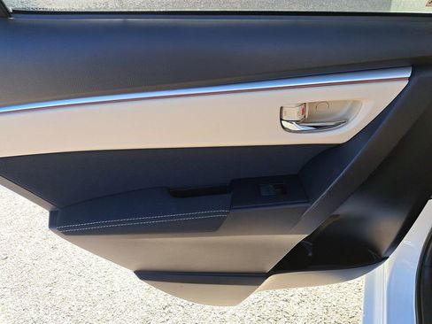 Used 2014 Toyota Corolla LE image 7