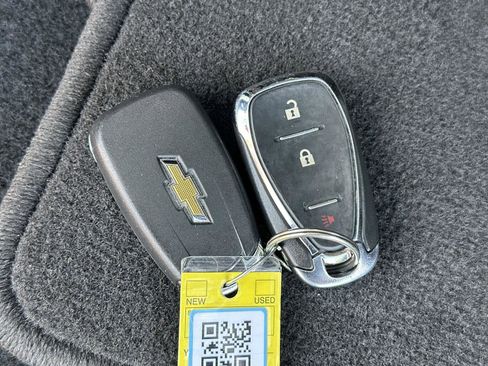 Used 2022 Chevrolet Equinox LS w/ LS Convenience Package image 20