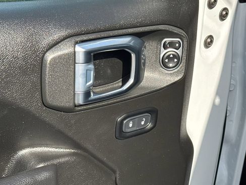Used 2023 Jeep Wrangler Unlimited w/ 8.4" Radio Group AWD/4WD image 30