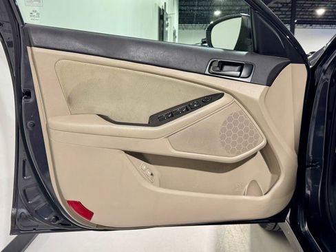 Used 2015 Kia Optima LX image 11