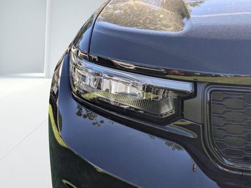 New 2025 Jeep Grand Cherokee L Limited w/ Black Appearance Package image 8