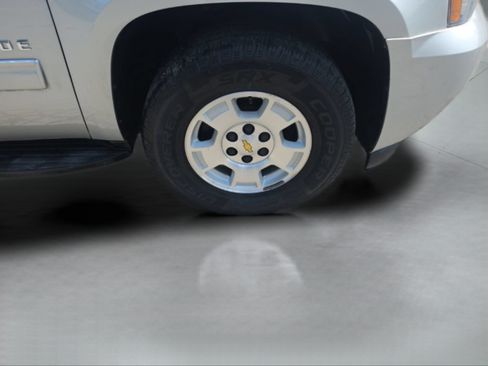 Used 2014 Chevrolet Tahoe LT RWD image 33