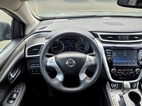 Used 2017 Nissan Murano Platinum w/ Platinum Technology Package image 12