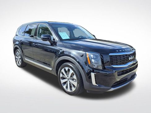 Used 2022 Kia Telluride EX w/ EX Premium Package FWD image 4