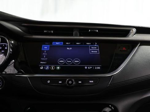 Certified 2021 Buick Encore GX Preferred w/ Cold Weather Comfort Package AWD/4WD image 18