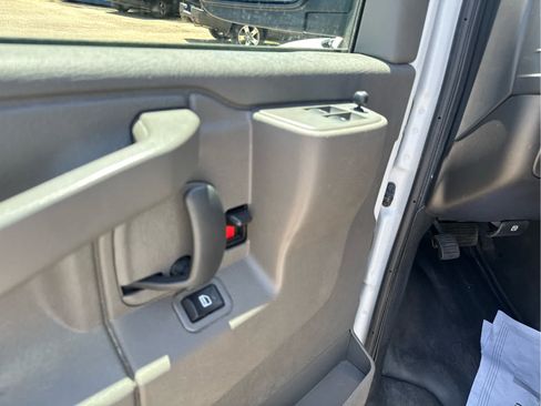 Used 2024 GMC Savana 2500 w/ Driver Convenience Package RWD image 25