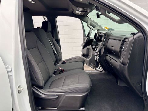 Used 2020 Chevrolet Silverado 2500 Custom w/ Custom Value Package AWD/4WD image 15