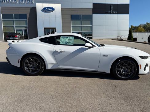 New 2025 Ford Mustang GT Premium w/ GT Performance Package image 16