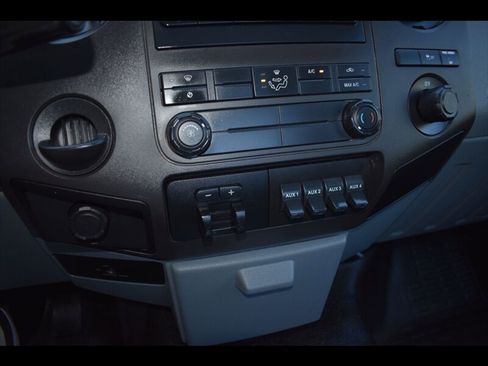 Used 2016 Ford F250 XL image 12