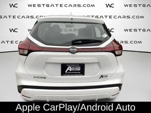Used 2023 Nissan Kicks S FWD image 5