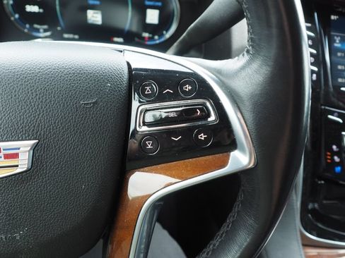 Used 2020 Cadillac Escalade Premium Luxury AWD/4WD image 30