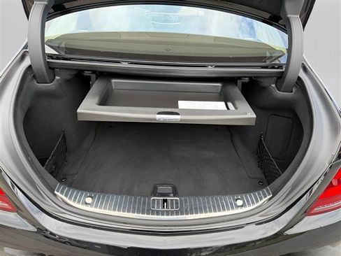 Used 2019 Mercedes-Benz S 560 4MATIC Sedan image 17