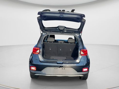 Used 2022 Hyundai Venue SEL FWD image 9