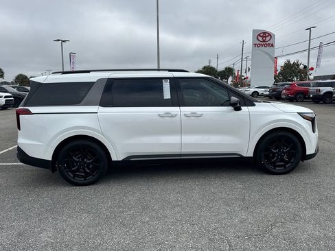 New 2026 Kia Carnival SX Prestige image 2