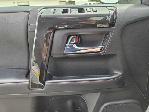 Certified 2023 Toyota 4Runner TRD Off-Road Premium w/ Moonroof Package AWD/4WD image 26