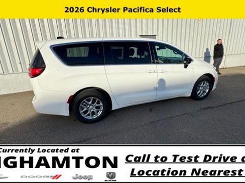 New 2026 Chrysler Pacifica Select image 4