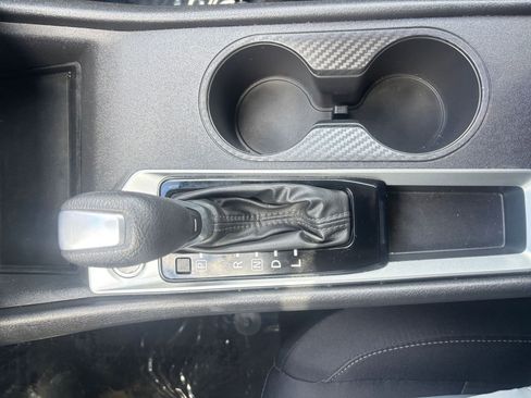 Used 2025 Nissan Altima 2.5 SV FWD image 39