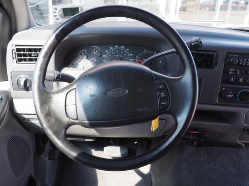 Used 2000 Ford F250 XLT image 15