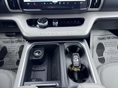 New 2025 Ford Expedition Max Active AWD/4WD image 20