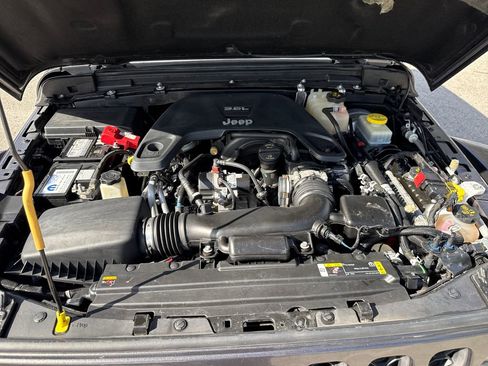 Used 2021 Jeep Wrangler Unlimited Rubicon image 28