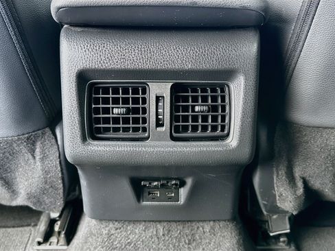 Used 2025 Toyota Camry SE w/ Multimedia Upgrade Package FWD image 17