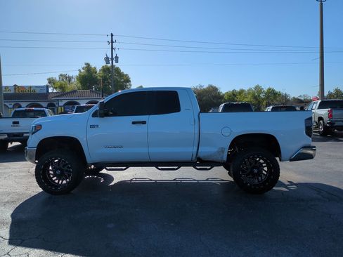 Used 2016 Toyota Tundra SR5 w/ SR5 Upgrade Package image 7