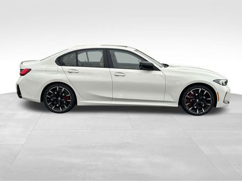 New 2026 BMW 330i xDrive Sedan w/ M Sport Package image 2