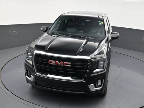 Used 2023 GMC Yukon SLE w/ Gmc Pro Safety Plus Package image 19