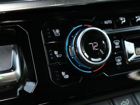 Certified 2024 GMC Sierra 1500 Denali w/ Denali Reserve Package image 5