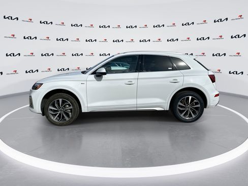 Used 2023 Audi Q5 2.0T Premium w/ Convenience Package AWD/4WD image 5