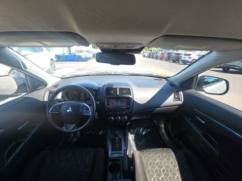 Used 2024 Mitsubishi Outlander Sport AWD image 14