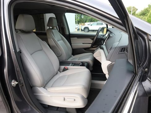 Used 2018 Honda Odyssey EX-L image 26