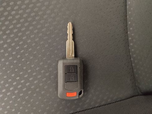 Used 2019 Mitsubishi Mirage G4 ES image 32