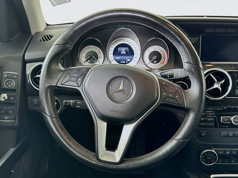 Used 2015 Mercedes-Benz GLK 250 BlueTEC 4MATIC image 17