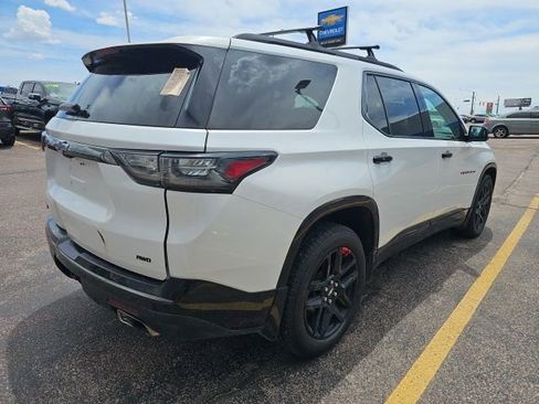 Used 2020 Chevrolet Traverse Premier w/ Redline Edition AWD/4WD image 3