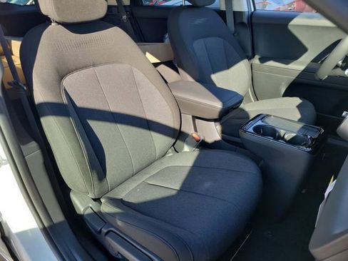 New 2026 Hyundai Ioniq 5 SE image 18