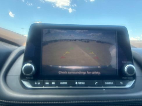 Used 2023 Nissan Rogue SV FWD image 42