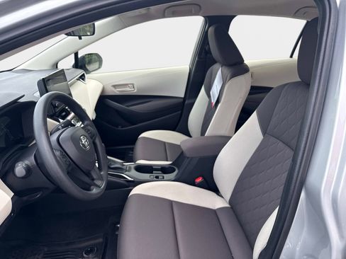 Used 2026 Toyota Corolla LE FWD image 19