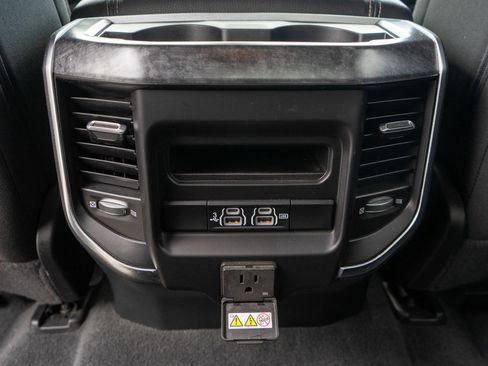 Used 2019 RAM 1500 Big Horn AWD/4WD image 31