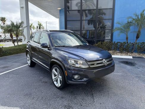 Used 2016 Volkswagen Tiguan R-Line image 2