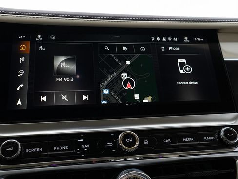 Used 2026 Bentley Flying Spur Plug-In Hybrid AWD/4WD image 40