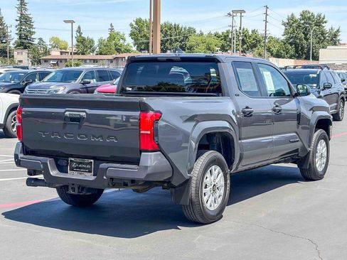 Used 2024 Toyota Tacoma SR5 RWD image 4