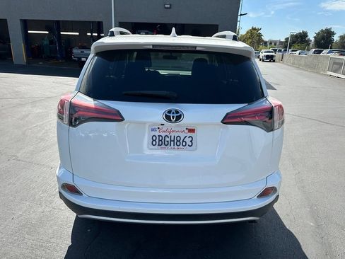 Used 2016 Toyota RAV4 XLE FWD image 3