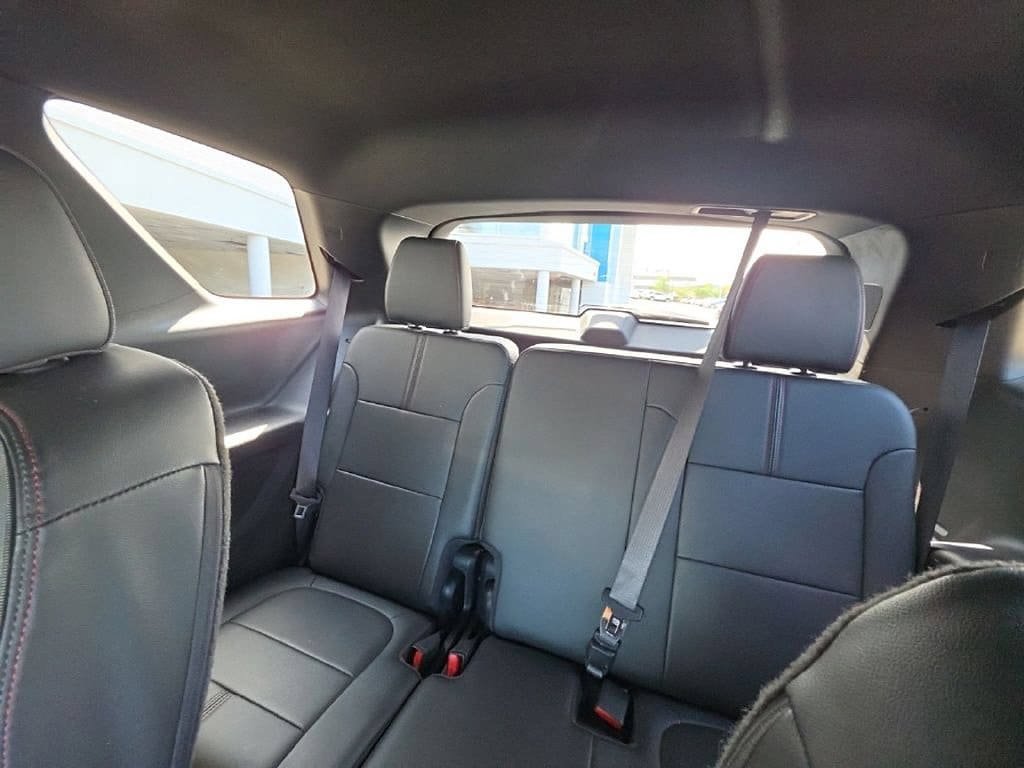 Used 2024 Chevrolet Traverse RS AWD/4WD image 24