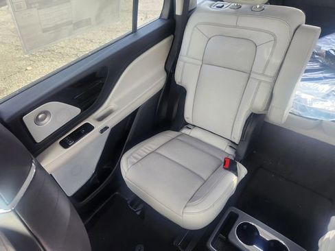 New 2026 Lincoln Aviator Reserve w/ Luxury Package image 13