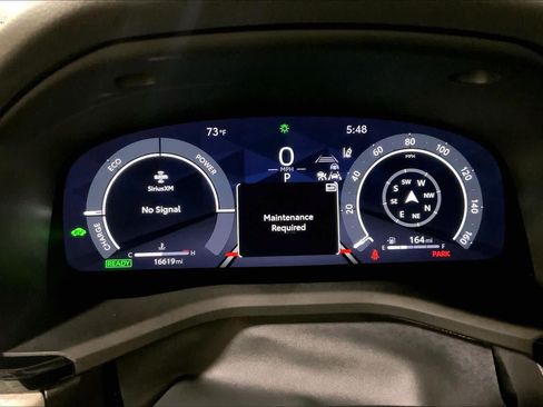 Used 2025 Toyota Camry XLE AWD/4WD image 26