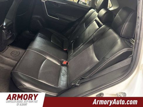 Used 2022 Toyota RAV4 LE image 23