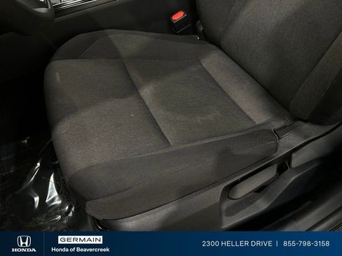 Used 2025 Toyota Camry LE image 19